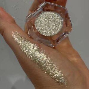 Kaima cosmetics DIAMOND PEARL PRESSED PIGMENT - SILVER SLAY