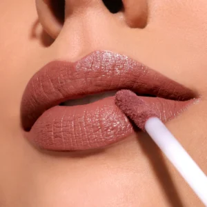 Moira LIP DIVINE LIQUID LIPSTICK (006, MADELINE)