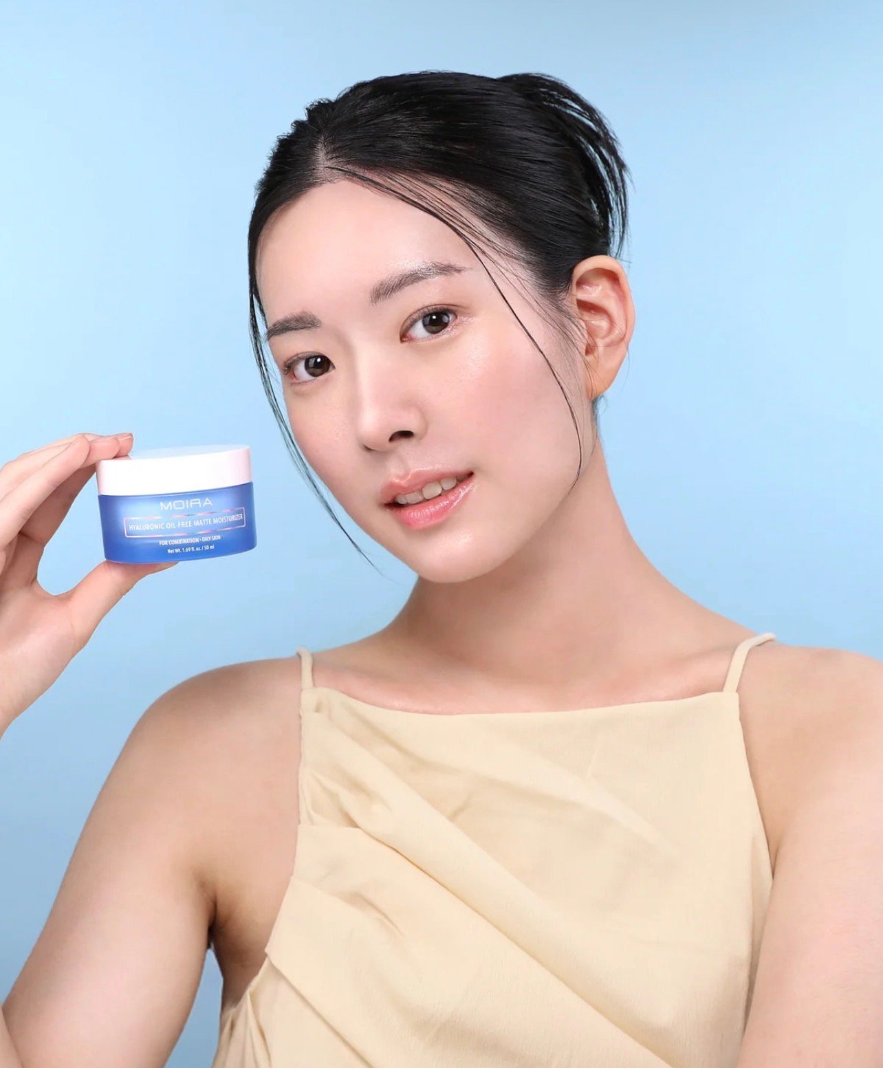 Moira Hyaluronic Oil Free Matte Moisturizer - Image 3